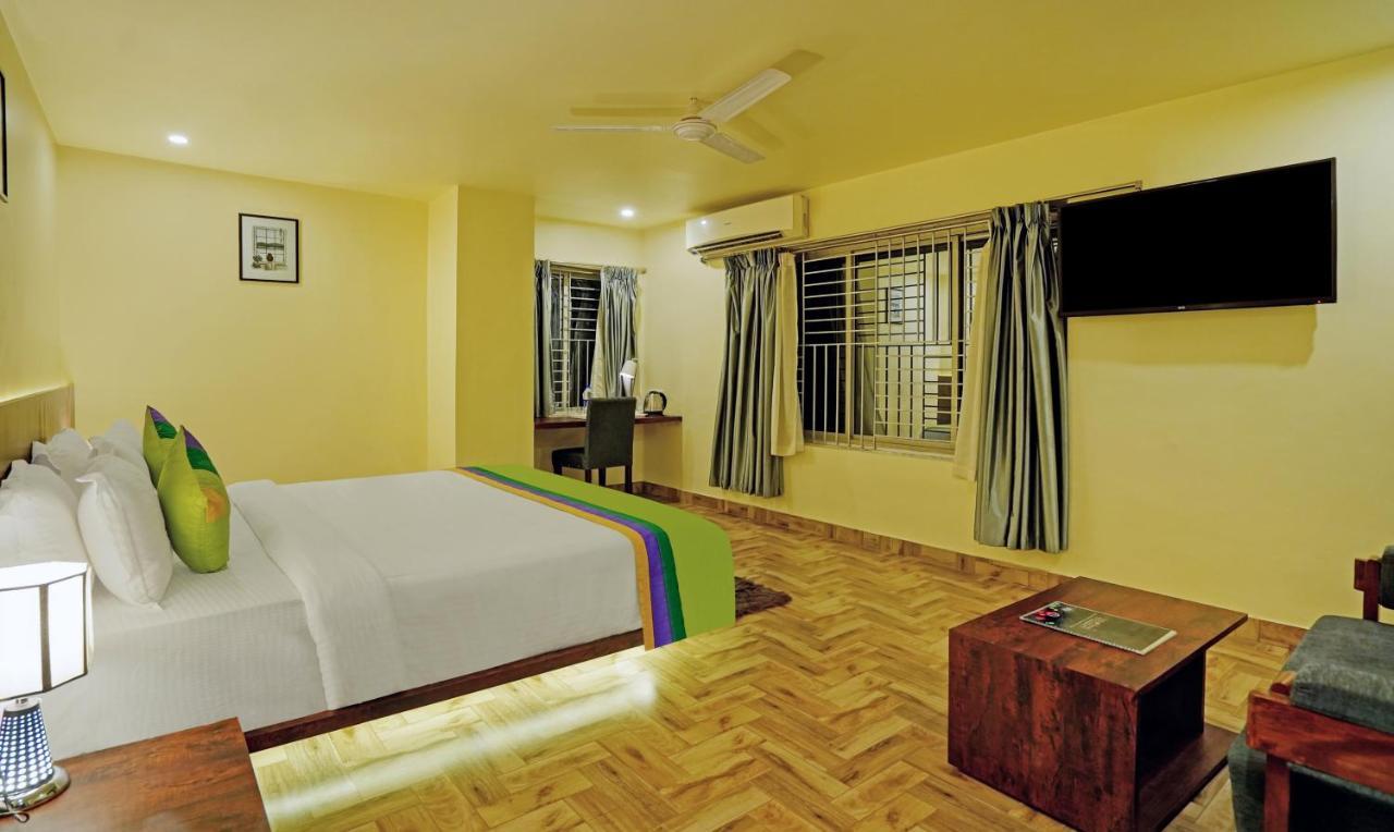 Treebo Golden Nest Hotel Bhubaneswar Ngoại thất bức ảnh