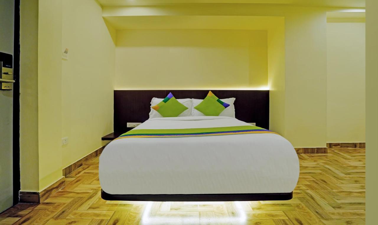 Treebo Golden Nest Hotel Bhubaneswar Ngoại thất bức ảnh