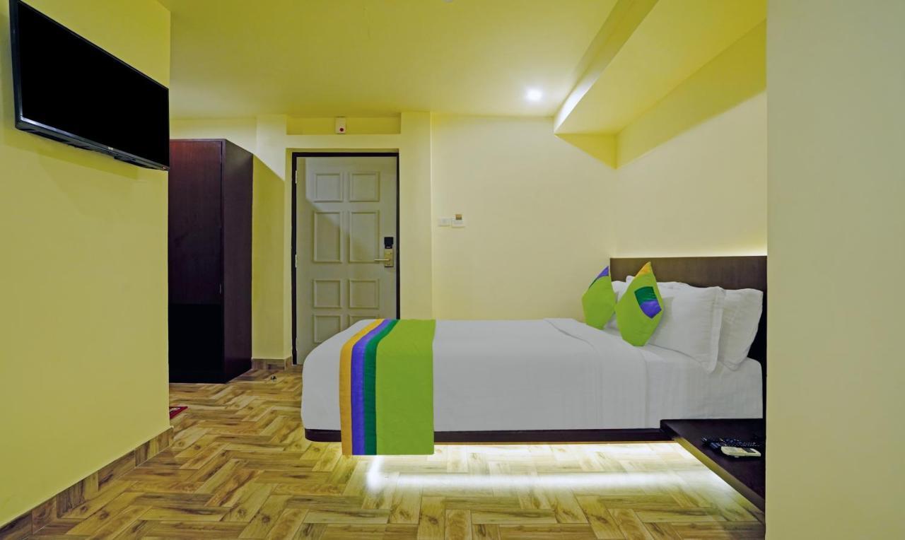 Treebo Golden Nest Hotel Bhubaneswar Ngoại thất bức ảnh