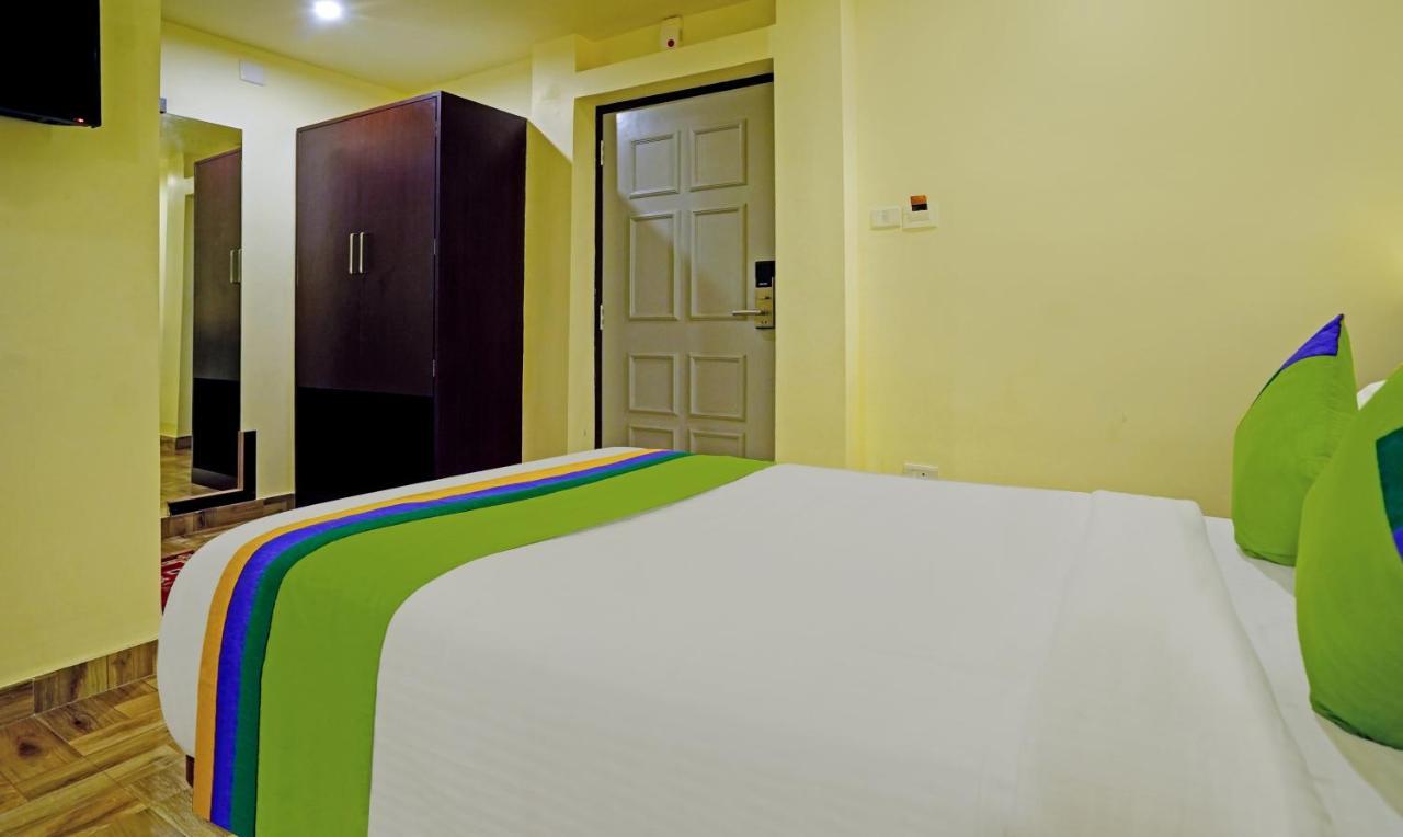 Treebo Golden Nest Hotel Bhubaneswar Ngoại thất bức ảnh
